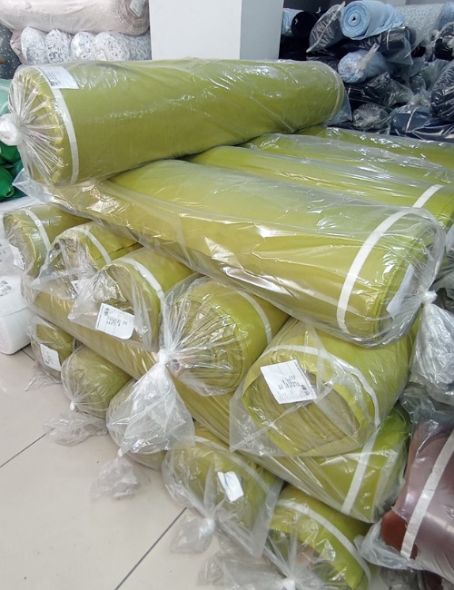 Puf Dalgıç Kumaş Yağ Yeşili Renk K1148